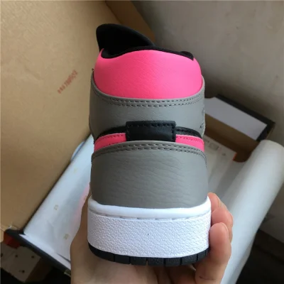Air Jordan 1 Mid "Pink Shadow" фото № 6