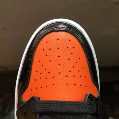 Air Jordan 1 Mid "Patent" фото № 8 Air Jordan 1 Mid "Patent" фото № 8