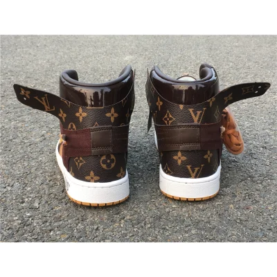 OFF-WHITE x LV x Air Jordan 1 "Luxury" фото № 6