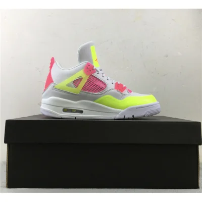 Air Jordan 4 Retro "Lemon Venom" фото № 3 Air Jordan 4 Retro "Lemon Venom" фото № 3