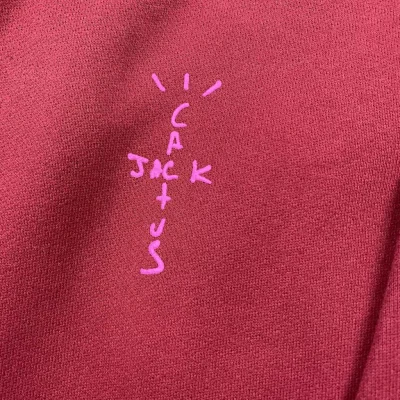 Худи Cactus Jack McDonald's In Big Circle "Red" фото № 5 Худи Cactus Jack McDonald's In Big Circle "Red" фото № 5