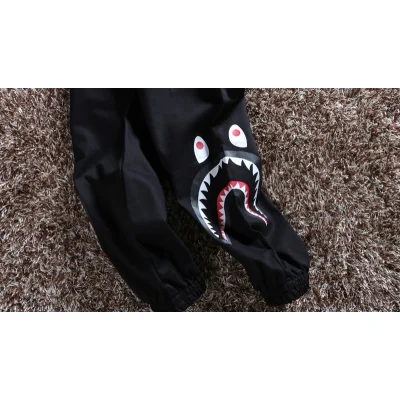 Джоггеры Bape Side Shark A Bathing Ape "Black" фото № 8 Джоггеры Bape Side Shark A Bathing Ape "Black" фото № 8