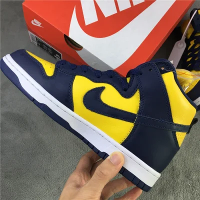 Nike Dunk High SP "Michigan" фото № 3