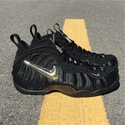 Nike Air Foamposite Pro "Black/Metallic Gold" фото № 2
