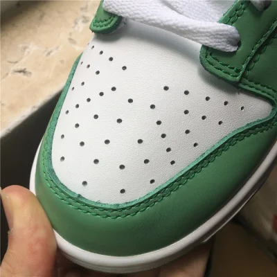 Nike Dunk Low "Green Glow" фото № 7