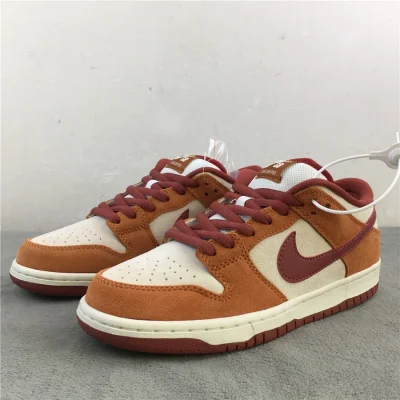 Nike SB Dunk Low Pro "Dark Russet Cedar" фото № 5 Nike SB Dunk Low Pro "Dark Russet Cedar" фото № 5