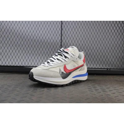 Sacai x Nike Vaporwaffle "White" фото № 5