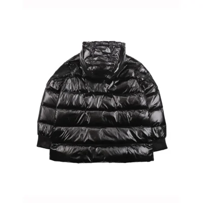 Пуховик Moncler Big Black Logo "Black" фото № 3 Пуховик Moncler Big Black Logo "Black" фото № 3