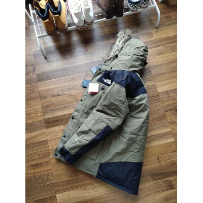 Пуховик The North Face Embroidery Logo Gore-Tex On Black "Navy Beige" фото № 3