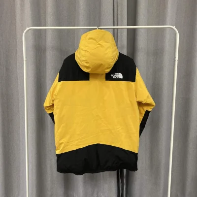 Пуховик The North Face Embroidery Logo Gore-Tex "Yellow" фото № 4 Пуховик The North Face Embroidery Logo Gore-Tex "Yellow" фото № 4