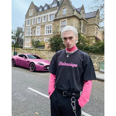 Футболка Balenciaga Pink Brand "Black" фото № 7 Футболка Balenciaga Pink Brand "Black" фото № 7