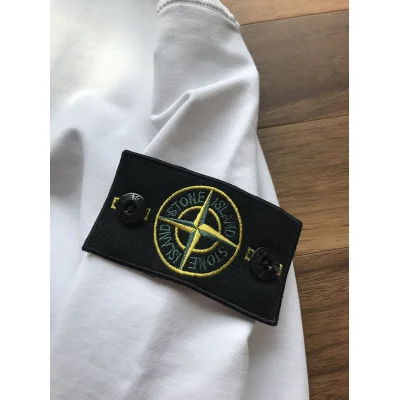 Лонгслив Stone Island badges "White" фото № 5 Лонгслив Stone Island badges "White" фото № 5