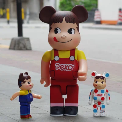 Игрушка BEARBRICK 1000% Peko Chan "Red/Yellow" фото № 3