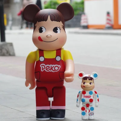 Игрушка BEARBRICK 1000% Peko Chan "Red/Yellow" фото № 4