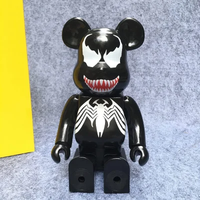 Игрушка BEARBRICK 400% The Venom "Black" фото № 2