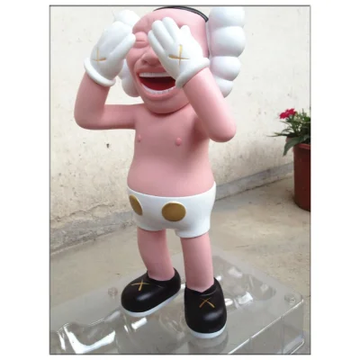 Игрушка KAWS x Yue Minjun MOT "Joked" фото № 3