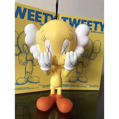 Игрушка Warner Bros. x Kaws Tweety Bird "Yellow" фото № 2