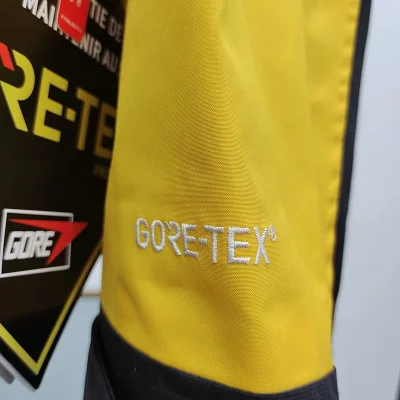 Демисезонная куртка The North Face Gore-Tex "Yellow" фото № 5 Демисезонная куртка The North Face Gore-Tex "Yellow" фото № 5