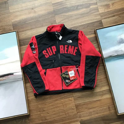 Флисовая Куртка Supreme The North Face Arc Logo Denali Fleece Jacket "Red/Black" фото № 2 Флисовая Куртка Supreme The North Face Arc Logo Denali Fleece Jacket "Red/Black" фото № 2
