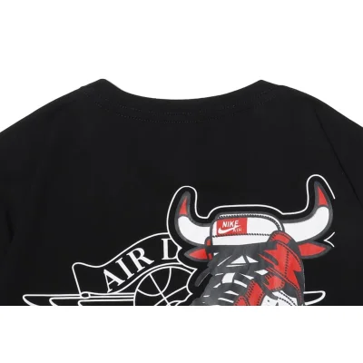 Футболка Dior Big Sneaker "White" фото № 5 Футболка Dior Big Sneaker "White" фото № 5