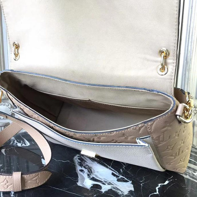 Сумка Louis Vuitton Monogram Empreinte Leather Blanche M43619 "Beige" фото № 10