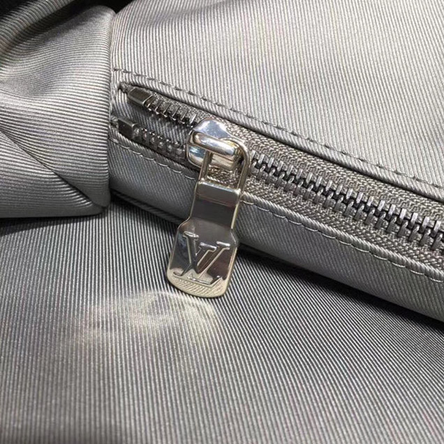 Рюкзак Louis Vuitton Zipped Tote M43887 Monogram Titanium фото № 10