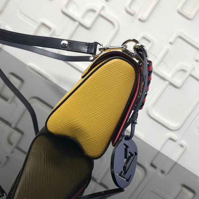 Сумка Louis Vuitton M52507 Twist PM Epi Leather Vert Acide "Yellow" фото № 3