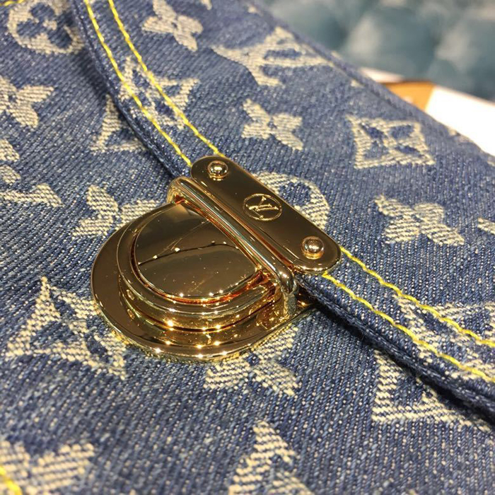 Сумка Louis Vuitton Bumbag M95347 Monogram "Denim Blue" фото № 7
