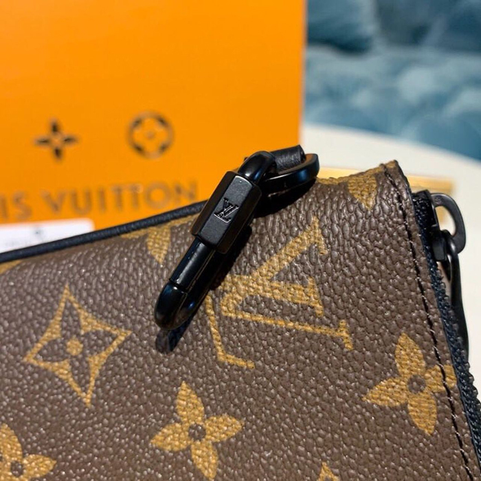 Клатч Louis Vuitton Zipped Pouch MM M67814 Monogram Canvas "Brown" фото № 6