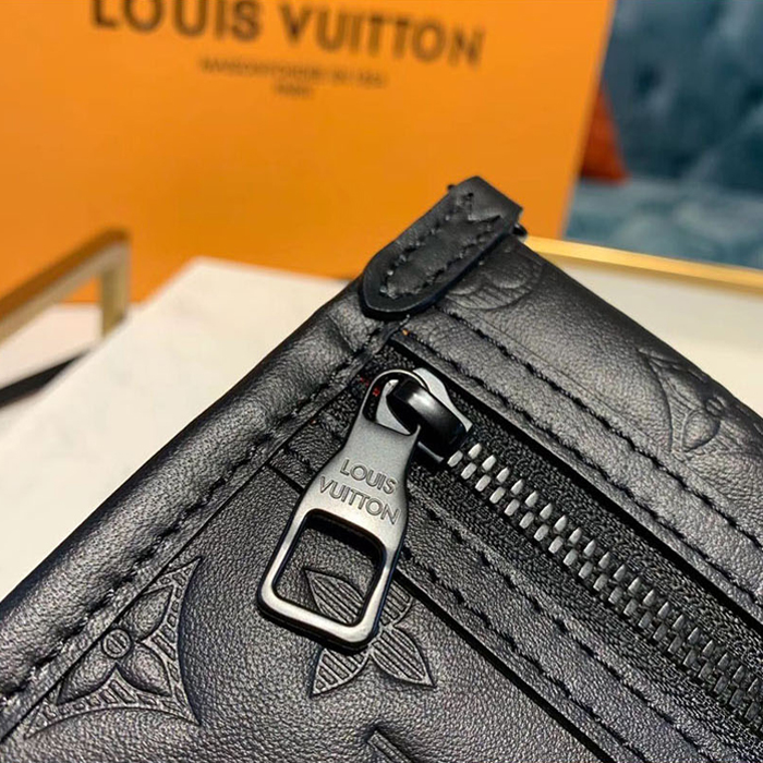 Сумка Louis Vuitton Double Flat Messenger M44635 Monogram Shadow Leather "Black" фото № 6