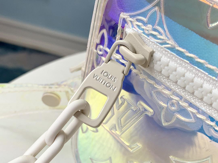 Сумка Louis Vuitton Pochette Volga M55261 Monogram PVC "Hologram" фото № 6