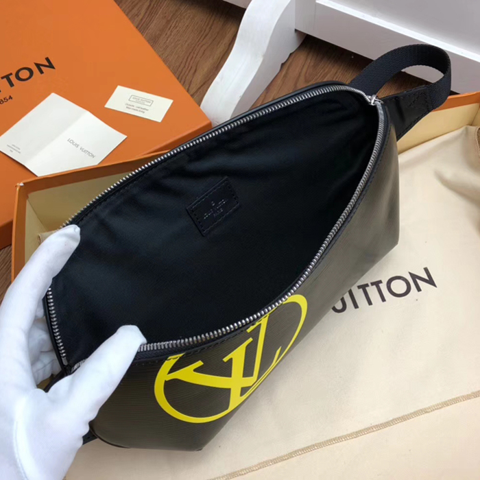 Сумка Louis Vuitton Bumbag M55131 Epi Leather "Black" фото № 9