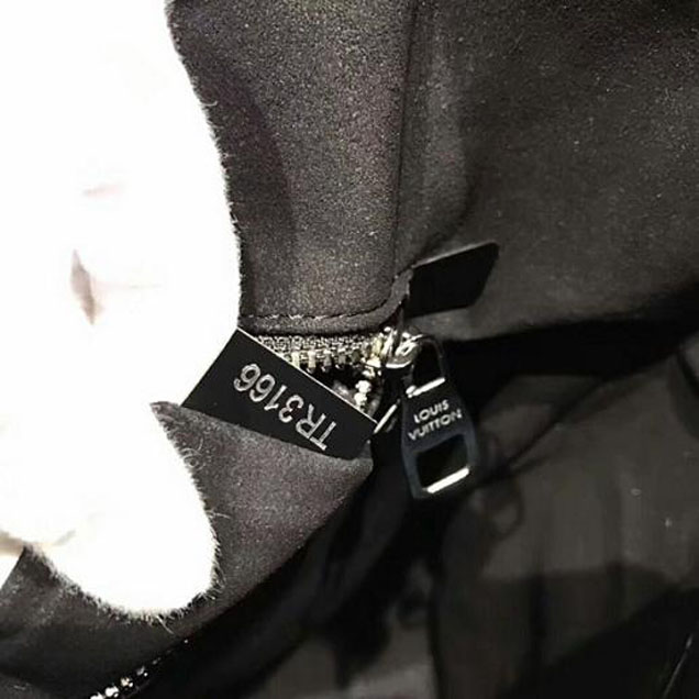 Рюкзак Louis Vuitton x Supreme Christopher Backpack PM M53413 Epi Leather "Black" фото № 10