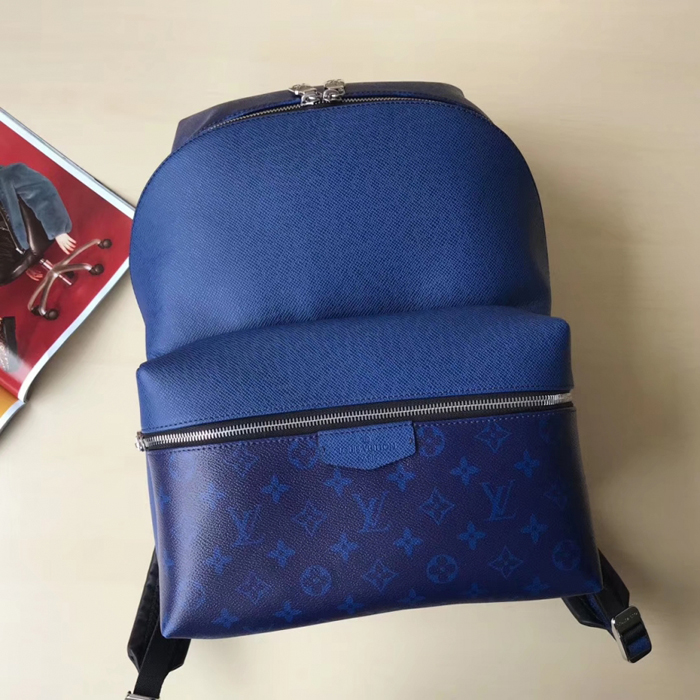Рюкзак Louis Vuitton Discovery Backpack PM M30229 Taiga Leather "Navy Blue" фото № 2