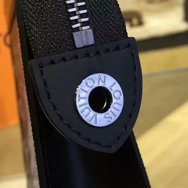 Клатч Louis Vuitton M66639 Pochette Voyage MM Monogram Canvas "Navy Blue" фото № 10