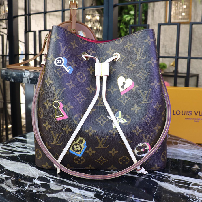 Сумка Louis Vuitton NeoNoe M44369 Monogram Canvas "Brown" фото № 2