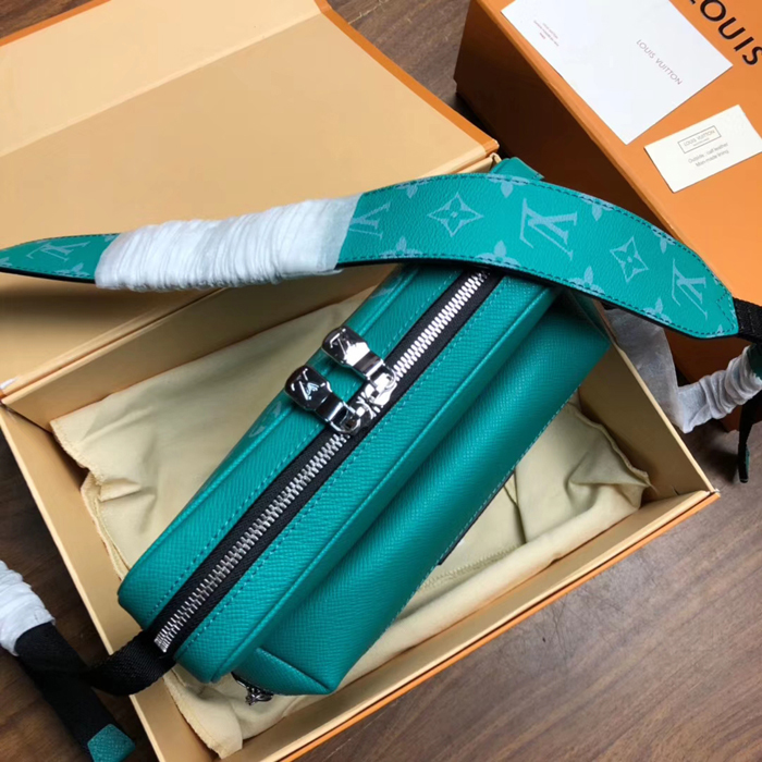 Сумка Louis Vuitton Outdoor Messenger M30241 Taiga Leather Pine Green "Turquoise" фото № 6
