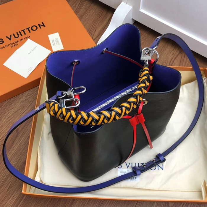 Сумка Louis Vuitton NeoNoe M53916 Epi Leather "Black" фото № 9