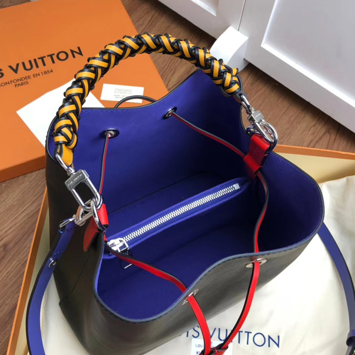 Сумка Louis Vuitton NeoNoe M53916 Epi Leather "Black" фото № 10