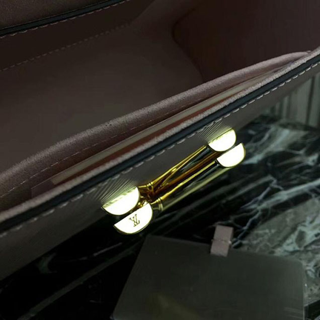 Сумка Louis Vuitton Twist MM M54858 Epi Leather "Pink" фото № 10