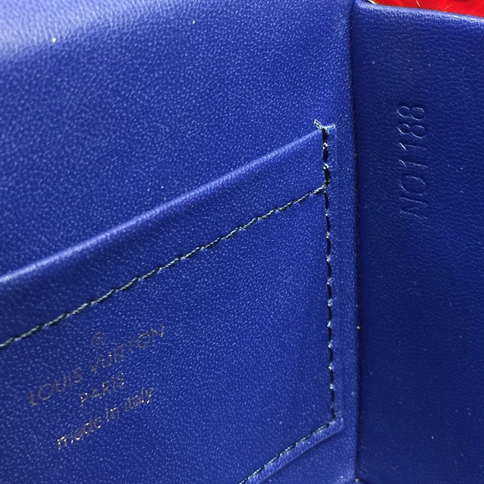 Сумка Louis Vuitton M52464 Bleecker Box Monogram Vernis Cerise "Red" фото № 9