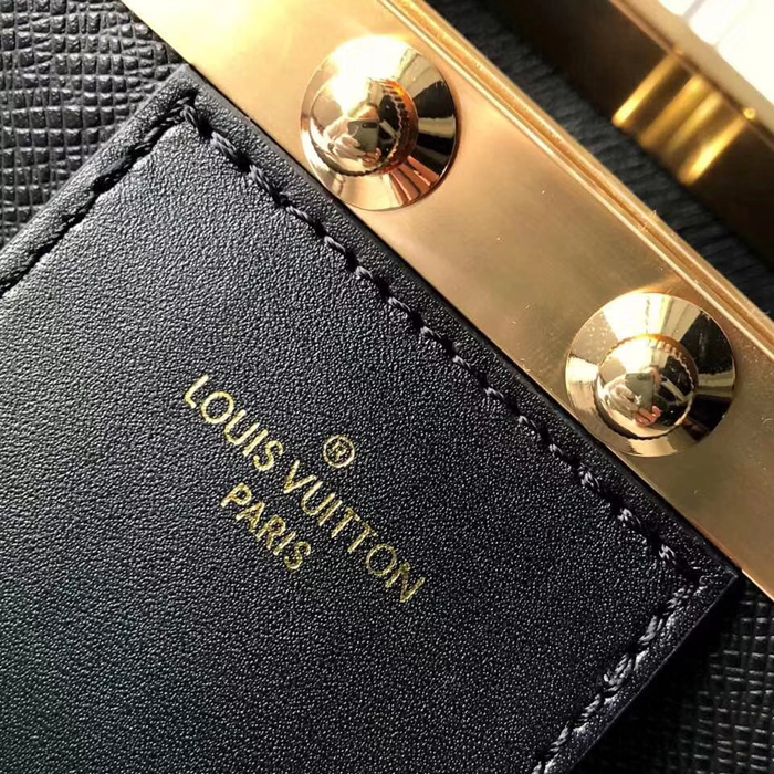 Сумка Louis Vuitton City Frame M52240 Taiga Leather "Black" фото № 6