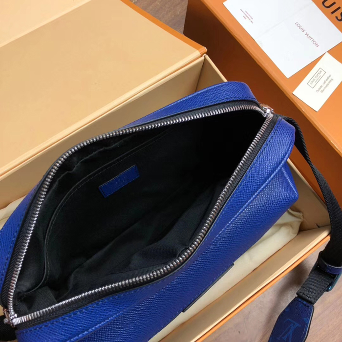 Сумка Louis Vuitton Outdoor Messenger M30242 Taiga Leather "Navy Blue" фото № 9