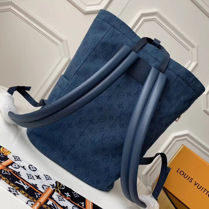 Рюкзак Louis Vuitton Chalk Backpack M44617 Monogram Denim "Navy Blue" фото № 3