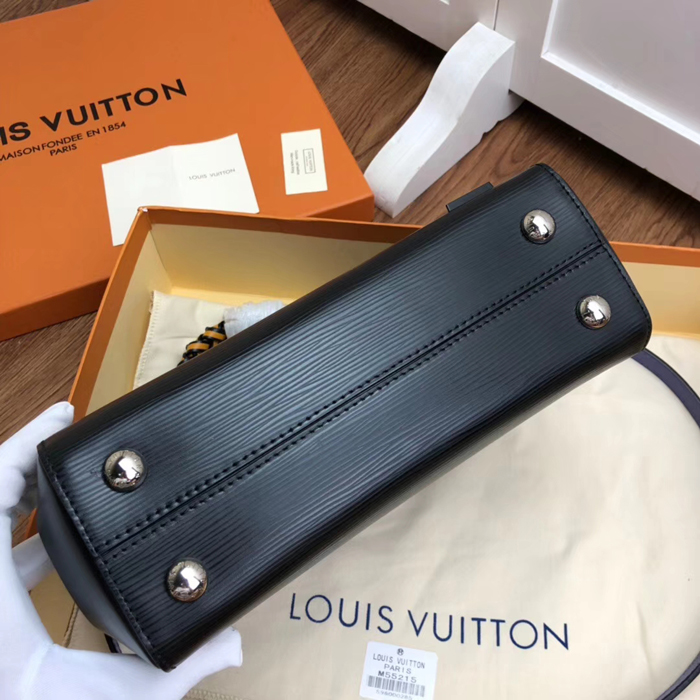 Сумка Louis Vuitton Cluny BB M55215 Epi Leather "Black" фото № 5