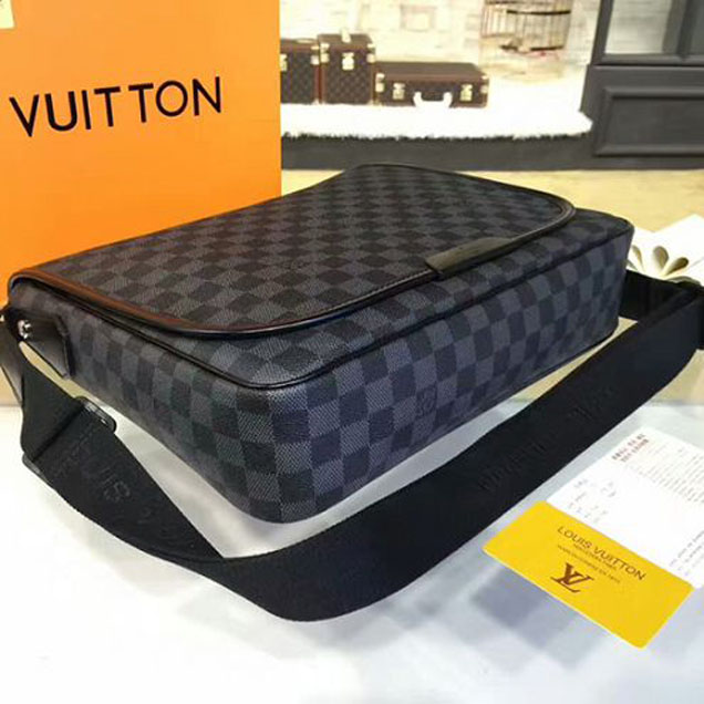 Сумка Louis Vuitton N58029 Daniel MM Messenger Bag Damier Graphite Canvas "Graphite" фото № 5
