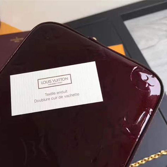 Сумка Louis Vuitton M64057 Camera Pouch Crossbody Bag Monogram Vernis "Chocolate" фото № 4