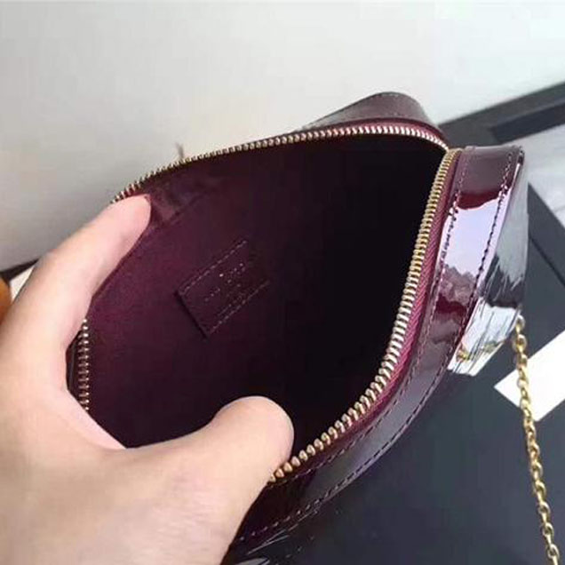 Сумка Louis Vuitton M64057 Camera Pouch Crossbody Bag Monogram Vernis "Chocolate" фото № 8