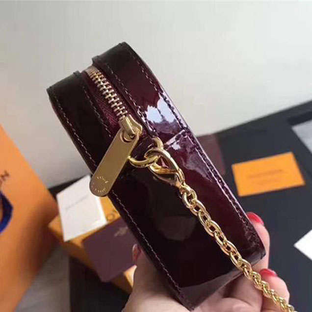 Сумка Louis Vuitton M64057 Camera Pouch Crossbody Bag Monogram Vernis "Chocolate" фото № 6