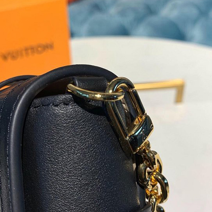 Сумка Louis Vuitton Pochette Trunk Verticale M67871 Epi Leather "Black" фото № 8